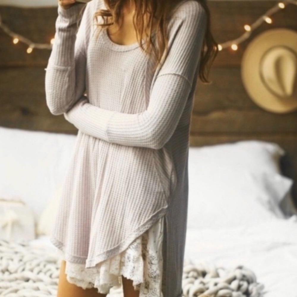 Free People Slouchy Ventura Waffle Knit Top. Fray Hem. Loose Fit. XS